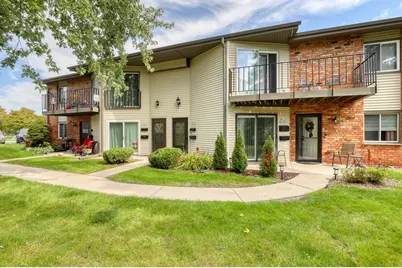 N115W16895  El Camino Dr, Germantown, WI 53022 - Photo 24