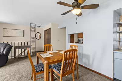 N115W16895  El Camino Dr, Germantown, WI 53022 - Photo 4