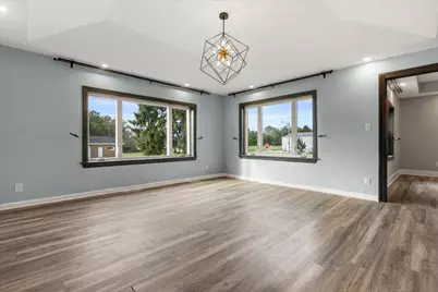 12220  Eau Galle Rd, Racine, WI 53108 - Photo 4