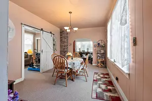 1319 Marshall St, Manitowoc, WI 54220 - Photo 8
