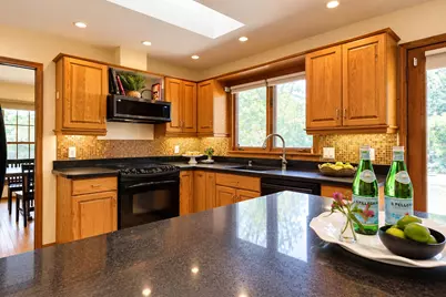 1057 N 123rd St, Wauwatosa, WI 53226 - Photo 14