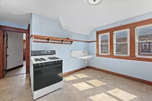 2862 N 57th St, Milwaukee, WI 53210 - Photo 22