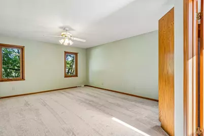 7586  Francis Ct, Franklin, WI 53132 - Photo 28