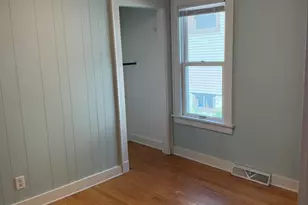 1613 E Pryor Ave, Milwaukee, WI 53207 - Photo 22