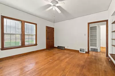 3364 S Chase Ave, Milwaukee, WI 53207 - Photo 6
