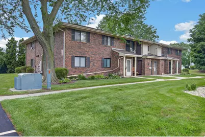 7209  57th Ave #103, Kenosha, WI 53142 - Photo 2