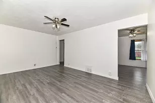 3803 S 20th St, Milwaukee, WI 53221 - Photo 2
