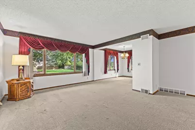 8225  64th Ave, Kenosha, WI 53142 - Photo 4