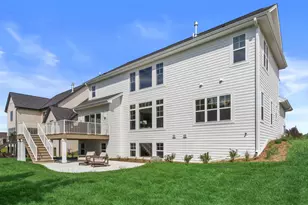 W184N5129 Sunrise Ln, Menomonee Falls, WI 53051 - Photo 72