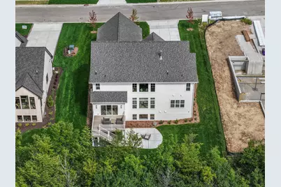 W184N5129  Sunrise Ln, Menomonee Falls, WI 53051 - Photo 76