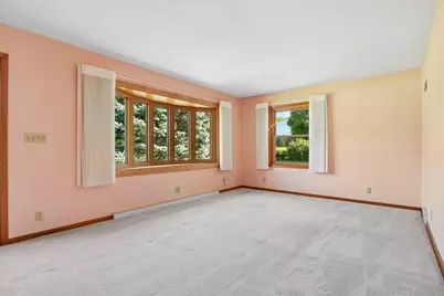 10321 W Church St, Franklin, WI 53132 - Photo 6