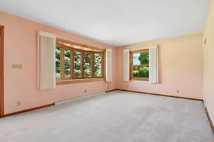 10321 W Church St, Franklin, WI 53132 - Photo 6
