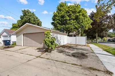 337 S 65th St, Milwaukee, WI 53214 - Photo 24