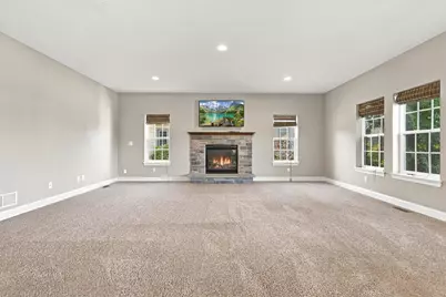 N116W17834  Blackstone Cir, Germantown, WI 53022 - Photo 18