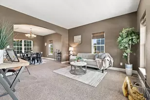 N116W17834 Blackstone Cir, Germantown, WI 53022 - Photo 6