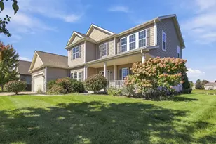 N116W17834 Blackstone Cir, Germantown, WI 53022 - Photo 2