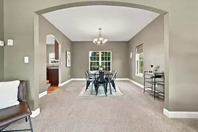 N116W17834  Blackstone Cir, Germantown, WI 53022 - Photo 8