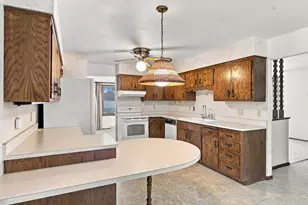 2130 N 28th St, Sheboygan, WI 53081 - Photo 10