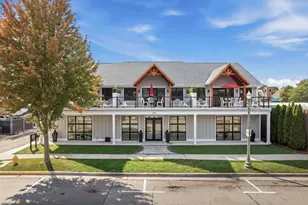 252 Center St, Lake Geneva, WI 53147 - Photo 1