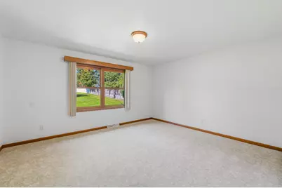 144 N Pleasant View Rd, Plymouth, WI 53073 - Photo 10