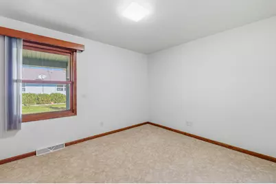 144 N Pleasant View Rd, Plymouth, WI 53073 - Photo 12