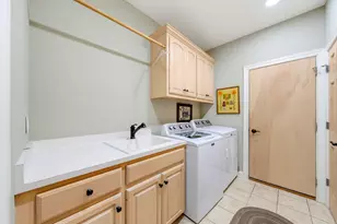 11267 N River Birch Dr, Mequon, WI 53092 - Photo 28
