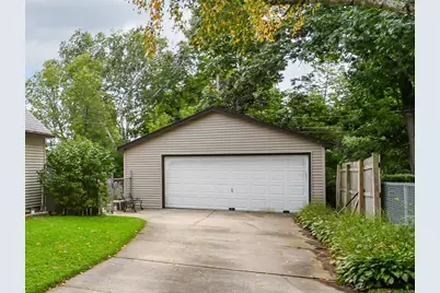 1509  Illinois St, Racine, WI 53405 - Photo 26
