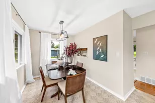 3841 S Sunny Ridge Ln, New Berlin, WI 53151 - Photo 8