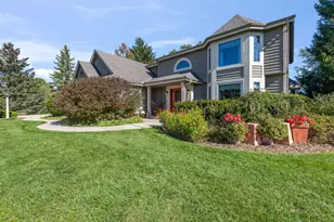 1481 River's Edge Pkwy, Oconomowoc, WI 53066 - Photo 4