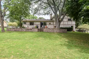 2601 Pendleton Pl, Waukesha, WI 53188 - Photo 38