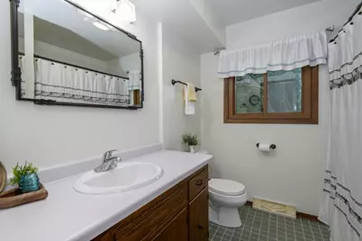 2601  Pendleton Pl, Waukesha, WI 53188 - Photo 24