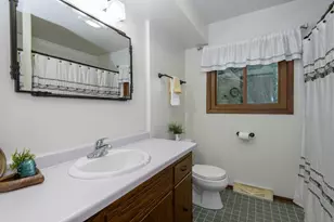2601 Pendleton Pl, Waukesha, WI 53188 - Photo 24