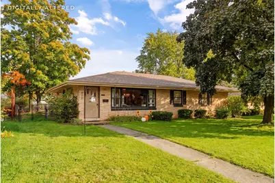 472  Summit Ave, Burlington, WI 53105 - Photo 1