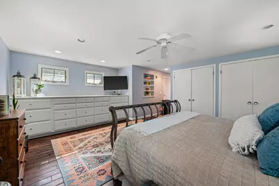4800 N Woodburn St, Whitefish Bay, WI 53217 - Photo 28