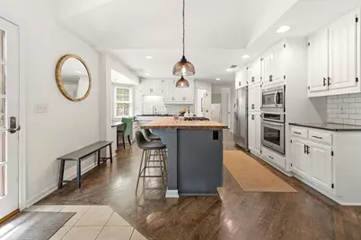 4800 N Woodburn St, Whitefish Bay, WI 53217 - Photo 16