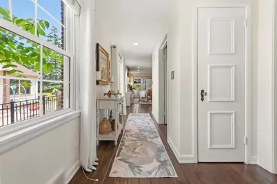 4800 N Woodburn St, Whitefish Bay, WI 53217 - Photo 2