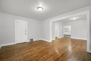 5622 N 36th St, Milwaukee, WI 53209 - Photo 2