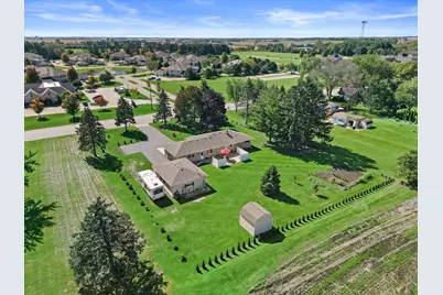 7306  12th St, Somers, WI 53144 - Photo 4