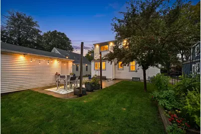 2610 N 75th St, Wauwatosa, WI 53213 - Photo 2