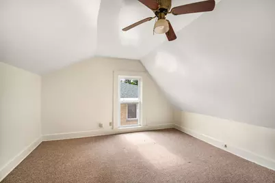 1616 N Warren Ave, Milwaukee, WI 53202 - Photo 16