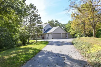 S86W30445  Stonegate Dr, Mukwonago, WI 53149 - Photo 56