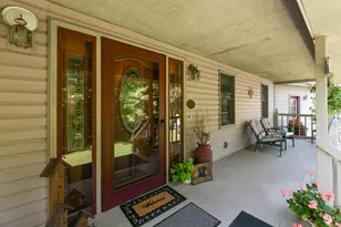 S86W30445 Stonegate Dr, Mukwonago, WI 53149 - Photo 2