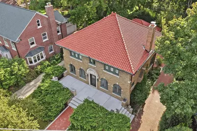 2522 N Summit Ave, Milwaukee, WI 53211 - Photo 52