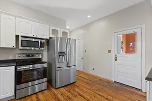 326 S Silver Lake St, Oconomowoc, WI 53066 - Photo 16