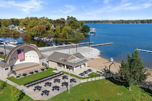 326 S Silver Lake St, Oconomowoc, WI 53066 - Photo 36