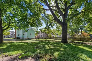 326 S Silver Lake St, Oconomowoc, WI 53066 - Photo 40