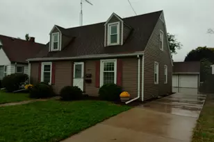 3018 21st St, Racine, WI 53403 - Photo 1