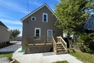 2043 Clark St, Racine, WI 53403 - Photo 4