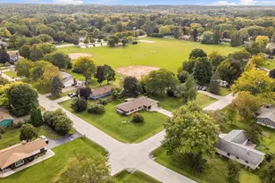 5503 W Silverleaf Ln, Brown Deer, WI 53223 - Photo 26