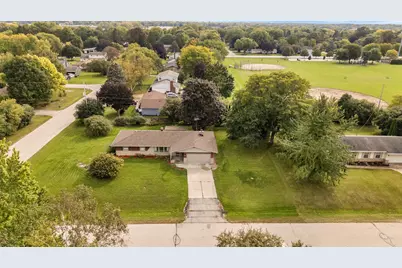 5503 W Silverleaf Ln, Brown Deer, WI 53223 - Photo 2